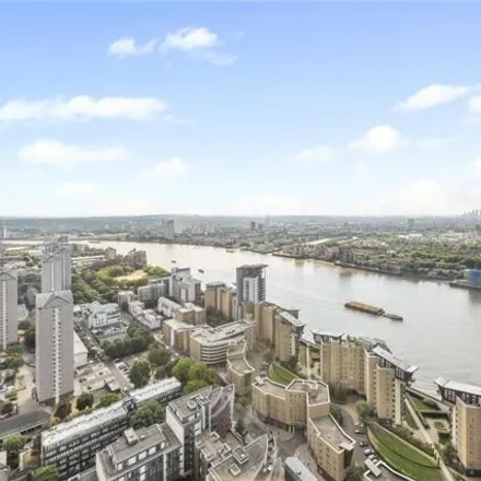 Image 5 - Landmark East Tower, 24 Marsh Wall, Canary Wharf, London, E14 9JF, United Kingdom - Apartment for sale