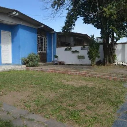 Buy this 2 bed house on CTG Gildo de Freitas in Rua Gamal Abdel Nasser 340, Santa Rosa de Lima