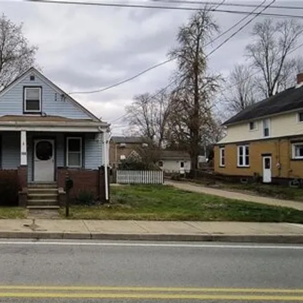 Buy this 4 bed house on 147 Beaver Lane in Fallston, Beaver County