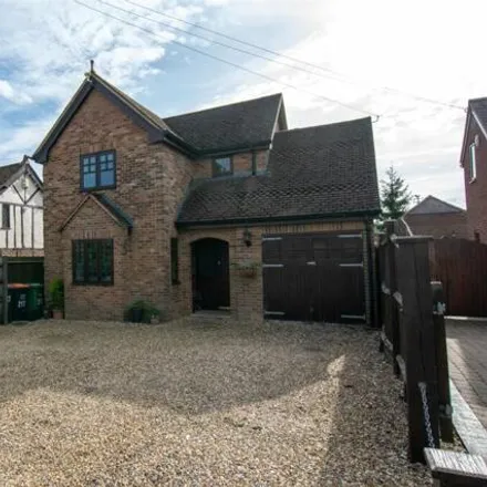 Buy this 4 bed house on Common Road in Kensworth, LU6 2PW