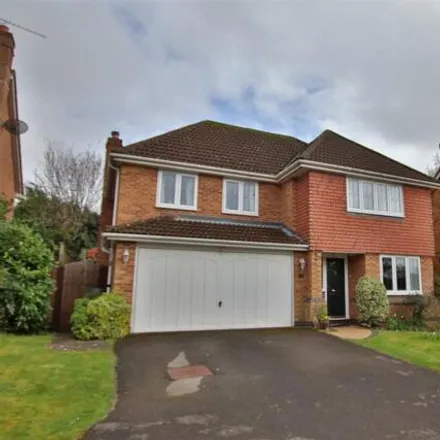 Buy this 4 bed house on 12 Leafy Lane in Whiteley, PO15 7HL