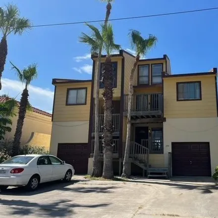 Image 1 - 208 West Saturn Lane, South Padre Island, Cameron County, TX 78597, USA - Loft for sale