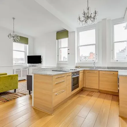 Rent this 2 bed apartment on Chiltern Street in London, W1U 5AL