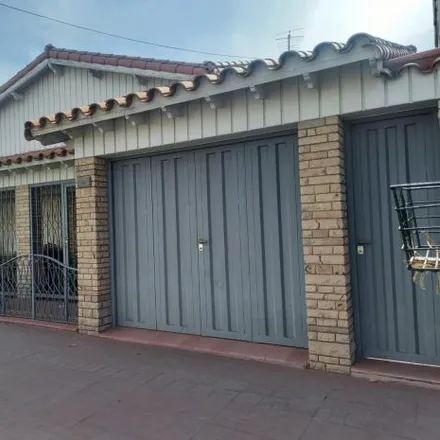 Buy this 3 bed house on Vergara 53 in M5515 BLB Maipú, Argentina