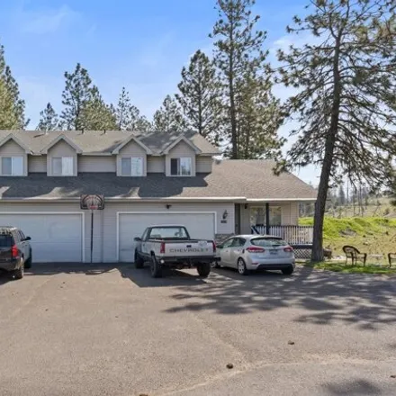 Buy this 6 bed house on 11100 North Waikiki Road in Fairwood, Spokane County