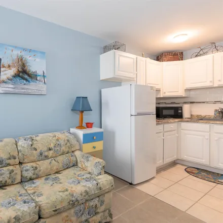 Image 6 - 498 East 6th Avenue, North Wildwood, Cape May County, NJ 08260, USA - Condo for sale