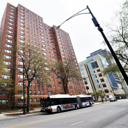 Buy this 1 bed condo on 2909 North Sheridan Condominiums in 2909 North Sheridan Road, Chicago