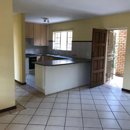 Image 2 - Nickel Street, Heuwelsig, Gauteng, 0173, South Africa - Apartment for rent