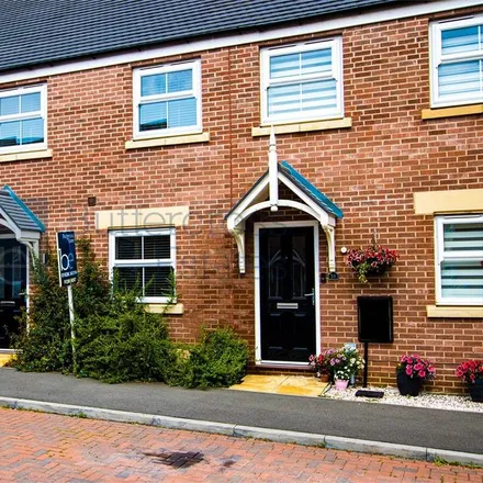 Rent this 3 bed townhouse on Lavender Way in Newark on Trent, NG24 2PL