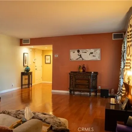 Rent this 1 bed condo on 13965 Milbank Street in Los Angeles, CA 91423