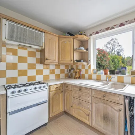 Image 5 - Links Way, Rickmansworth, WD3 3RN, United Kingdom - House for sale