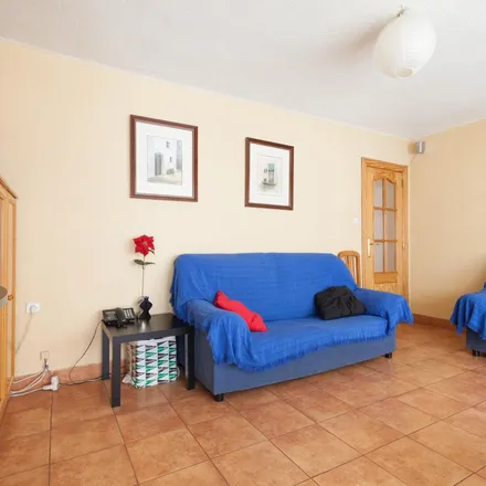 Rent this 3 bed apartment on Calle Santa Cruz in 18003 Granada, Spain