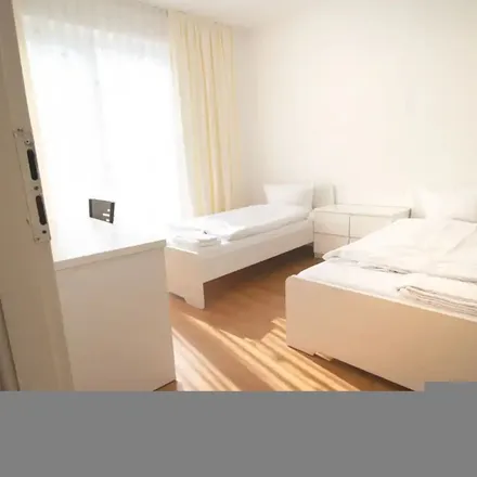 Rent this 6 bed apartment on Hauptstraße 118 in 51465 Bergisch Gladbach, Germany