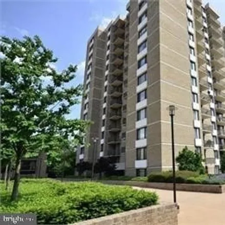 Image 1 - 438 East Jefferson Street, Rockville, MD 20850, USA - Condo for sale