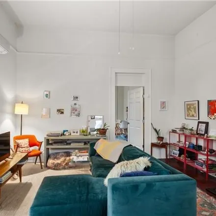 Image 4 - 2622 Lapeyrouse Street, New Orleans, LA 70119, USA - House for sale