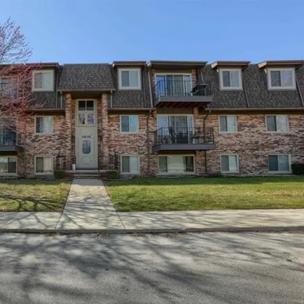 Buy this 2 bed condo on Harbor Place Drive in Saint Clair Shores, MI 48080