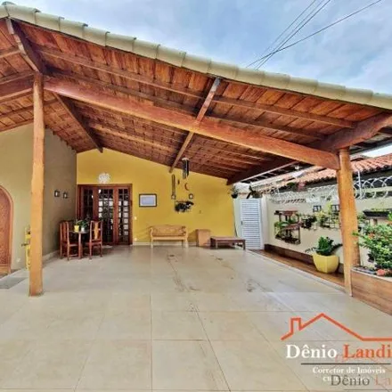 Buy this 6 bed house on Santa Brigida in Rua Santa Maria, Todos os Santos