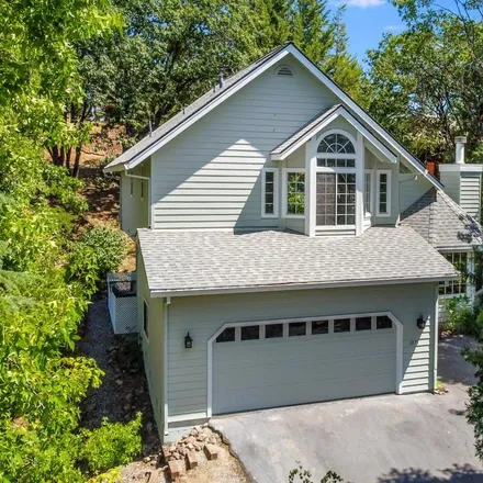 Buy this 3 bed house on 1071 Dogwood Drive in Murphys, Calaveras County