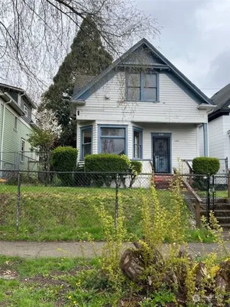 Buy this 4 bed house on 1318 South 16th Street in Tacoma, WA 98405