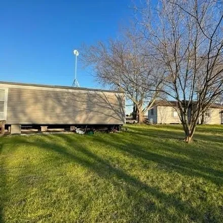 Buy this studio apartment on Hopper Road in Grayson County, TX 75491