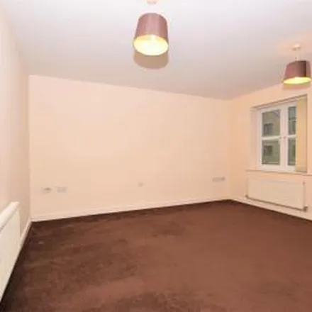 Image 3 - Mereside, Lascelles Hall, HD5 8SX, United Kingdom - Apartment for rent