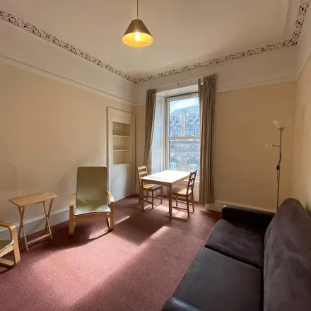Image 3 - W. Armstrong & Son, 14 Teviot Place, City of Edinburgh, EH1 2QZ, United Kingdom - Apartment for rent