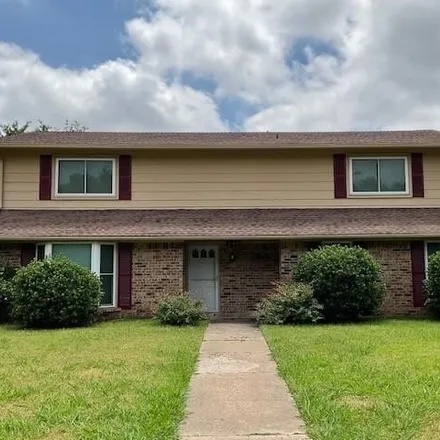 Rent this 4 bed house on 2046 Apollo Road in Richardson, TX 75081
