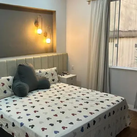 Buy this 3 bed apartment on Rua Figueiredo de Magalhães in Copacabana, Rio de Janeiro - RJ