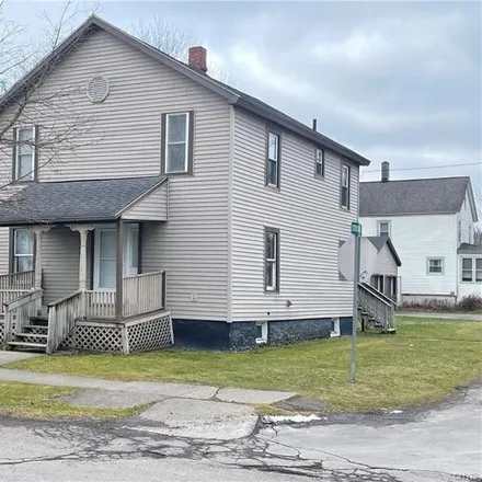 Image 1 - 30 Miller Street, City of Cortland, NY 13045, USA - House for sale