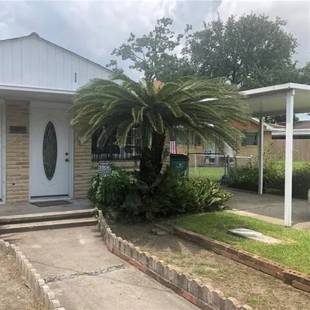 Rent this 2 bed house on 724 Arnold Avenue in Jefferson Parish, LA 70123