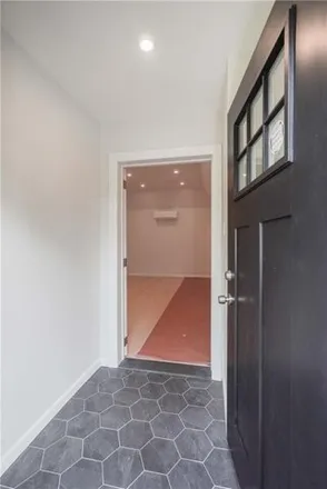 Image 3 - 4705 Avenue H, Brooklyn, New York, 11234 - House for sale