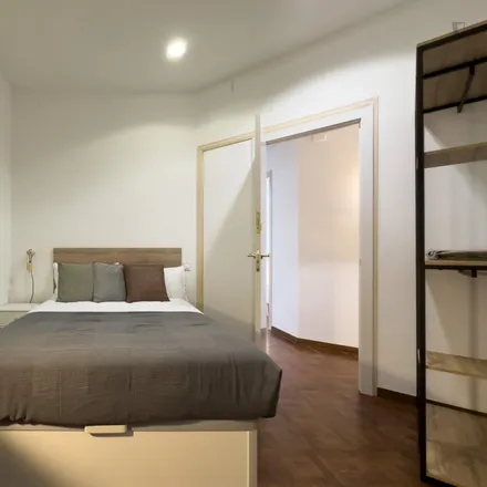 Rent this 6 bed room on Carrer de Roger de Llúria in 153-159, 08001 Barcelona