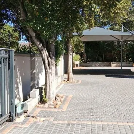 Rent this 1 bed apartment on Caltex Bergvliet in Ladies Mile Road, Cape Town Ward 73