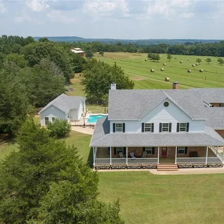 Buy this 5 bed house on 22710 County Road 117 in Smith County, TX 75757