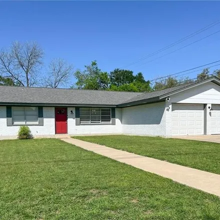 Buy this 4 bed house on 2028 North Beal Street in Belton, TX 76513