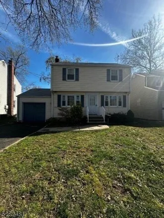 Rent this 3 bed house on 568 West Lake Avenue in Rahway, NJ 07065