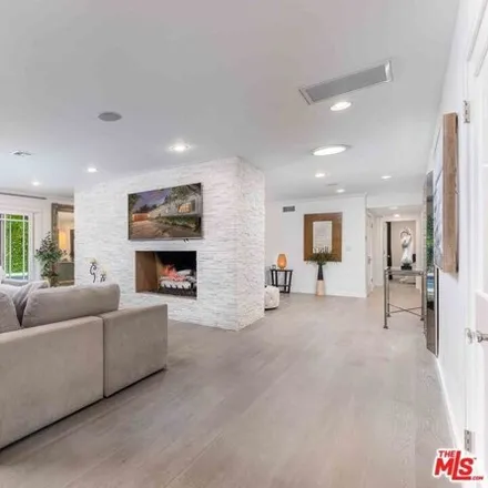 Image 3 - 1951 North Beverly Drive, Beverly Hills, CA 90210, USA - House for sale