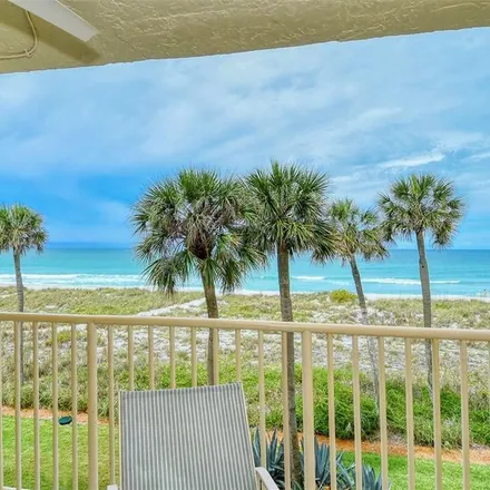 Buy this 3 bed condo on Gulf of Mexico Drive in Longboat Key, Manatee County