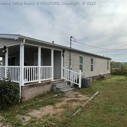 Buy this 3 bed house on 8166 WV 2 in Flatrock, Mason County
