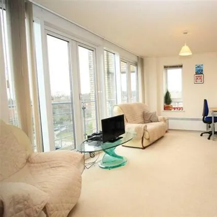 Rent this 2 bed apartment on Lycee International / Kings Drive in Forty Lane, London