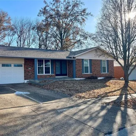 Rent this 3 bed house on 3614 Monsols Dr in Florissant, Missouri