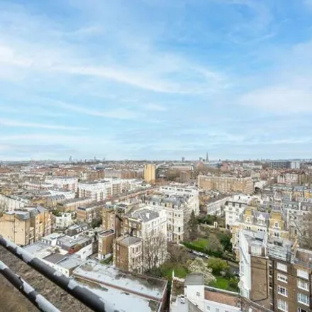 Buy this 3 bed apartment on Sainsbury's in 158a Cromwell Road, London