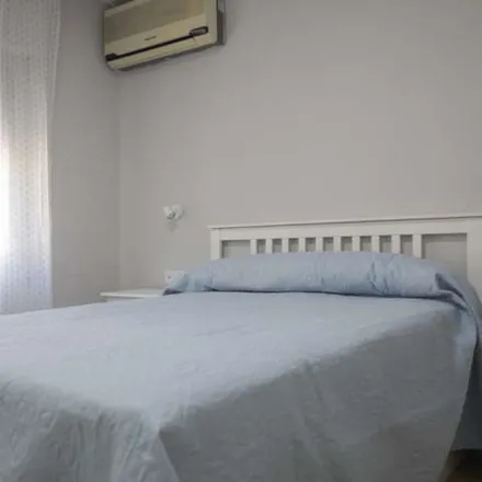 Rent this 2 bed apartment on Madrid in Calle del Arroyo de la Media Legua, 11