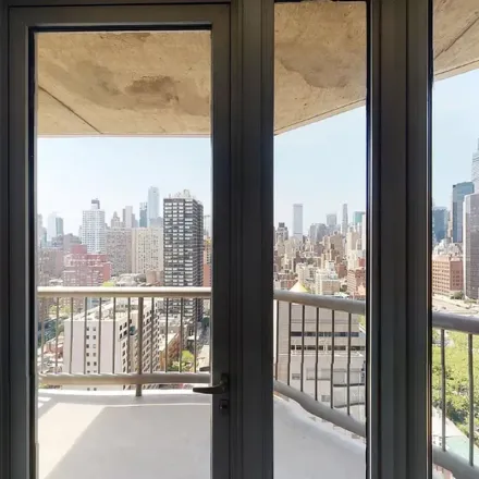 Rent this 1 bed apartment on View 34 Apartments in East 34th Street, New York