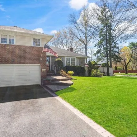 Buy this 3 bed house on 61 Parkway Drive in Syosset, NY 11791