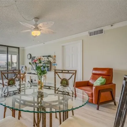 Image 2 - 17998 Lee Avenue, Redington Shores, Pinellas County, FL 33708, USA - Condo for rent