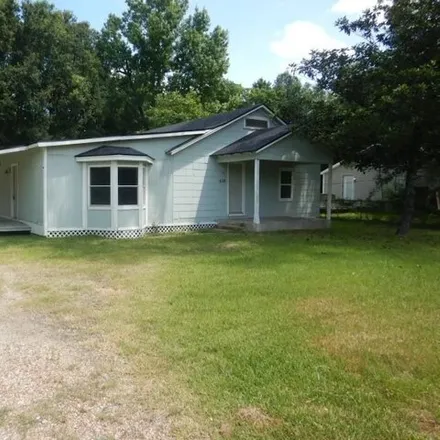 Buy this 3 bed house on 640 West Railroad Avenue in Vidor, TX 77662