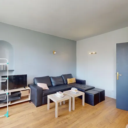 Image 5 - 7 Avenue Garibaldi, 21000 Dijon, France - Apartment for rent