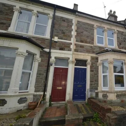 Rent this 4 bed house on 8 York Avenue in Bristol, BS7 9LH