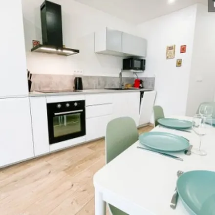 Rent this 2 bed apartment on Notre-Dame - Musée in Place de Lavalette, 38000 Grenoble